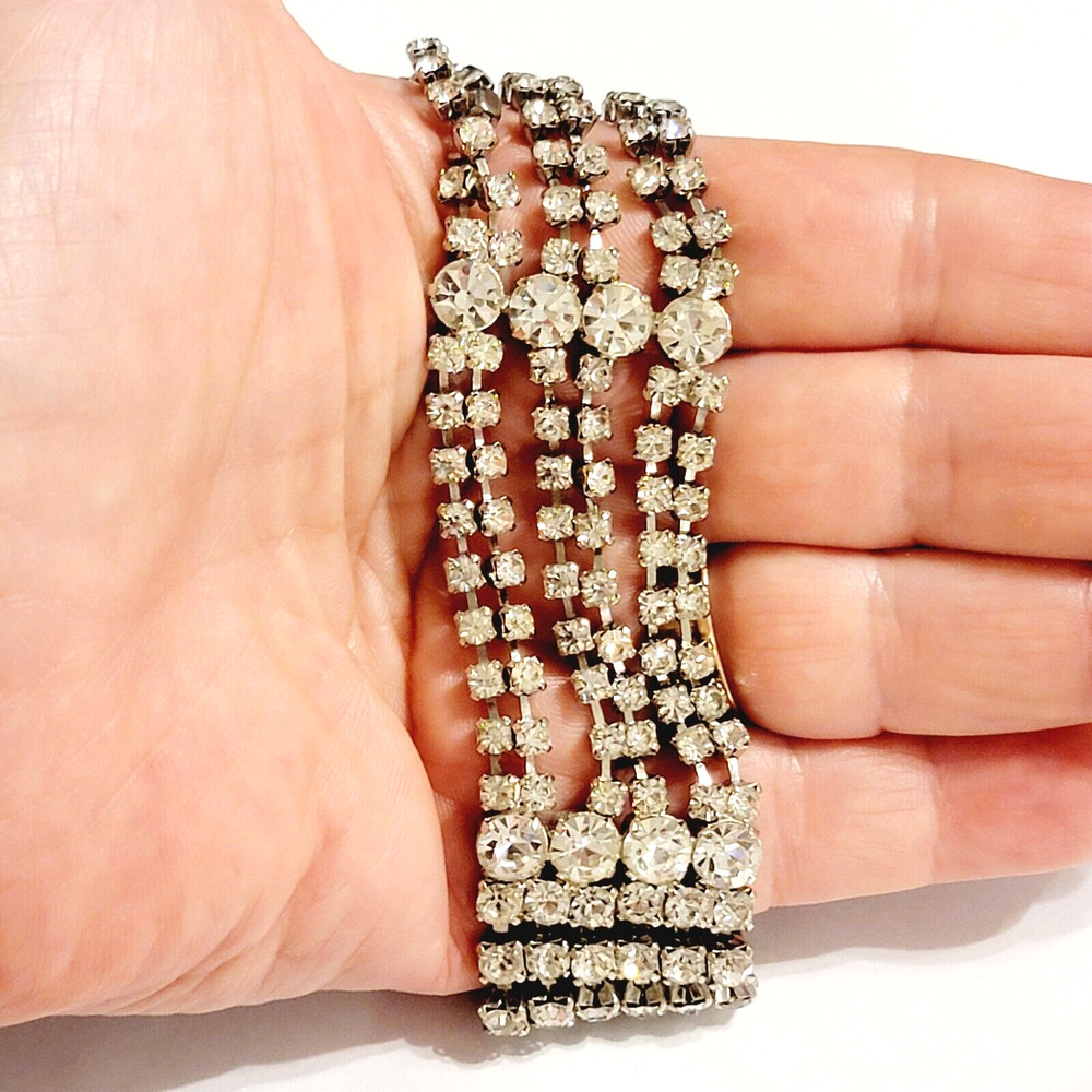 Mid-century Wide Rhinestone Bracelet, Sparkly Glass‎ Vintage Statement sbr-38